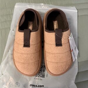 CROCS Classic Vegan Suede Moc
